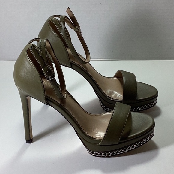 Women's Noelli Chain Detailed Platform Sandal - Picture 7 of 10